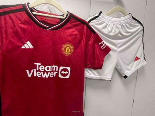 Manchester United | Local 23/24 | Kit niños + Shorts photo review