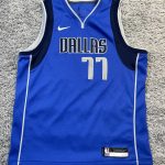Dallas Mavericks | Camiseta Icon 22/23 photo review
