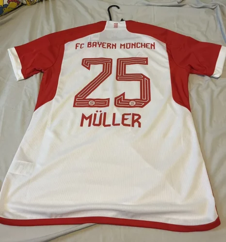 Bayern Munich | Primera equipación 23/24 photo review